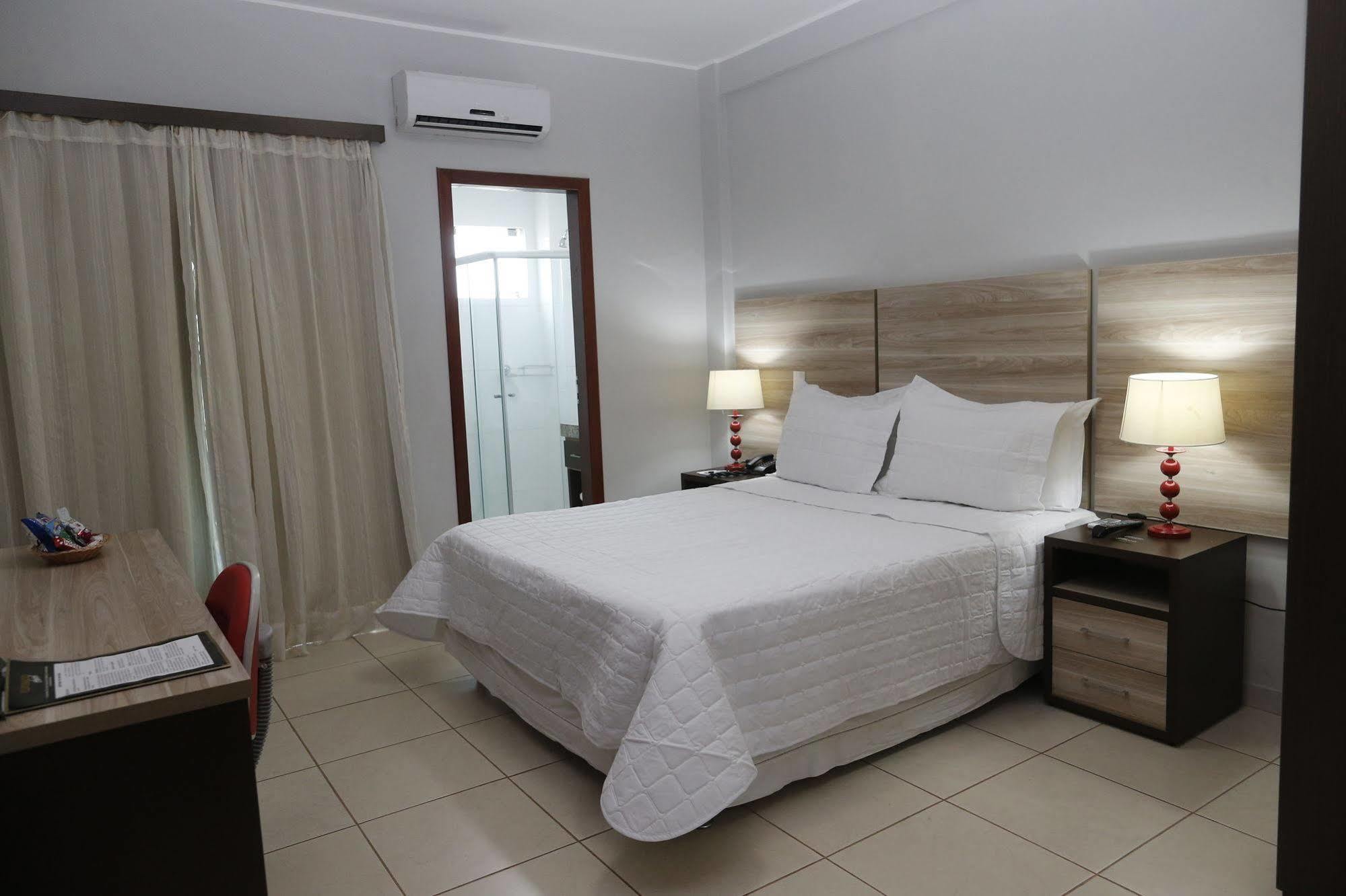 Hotel Eldorado Паракату Екстериор снимка
